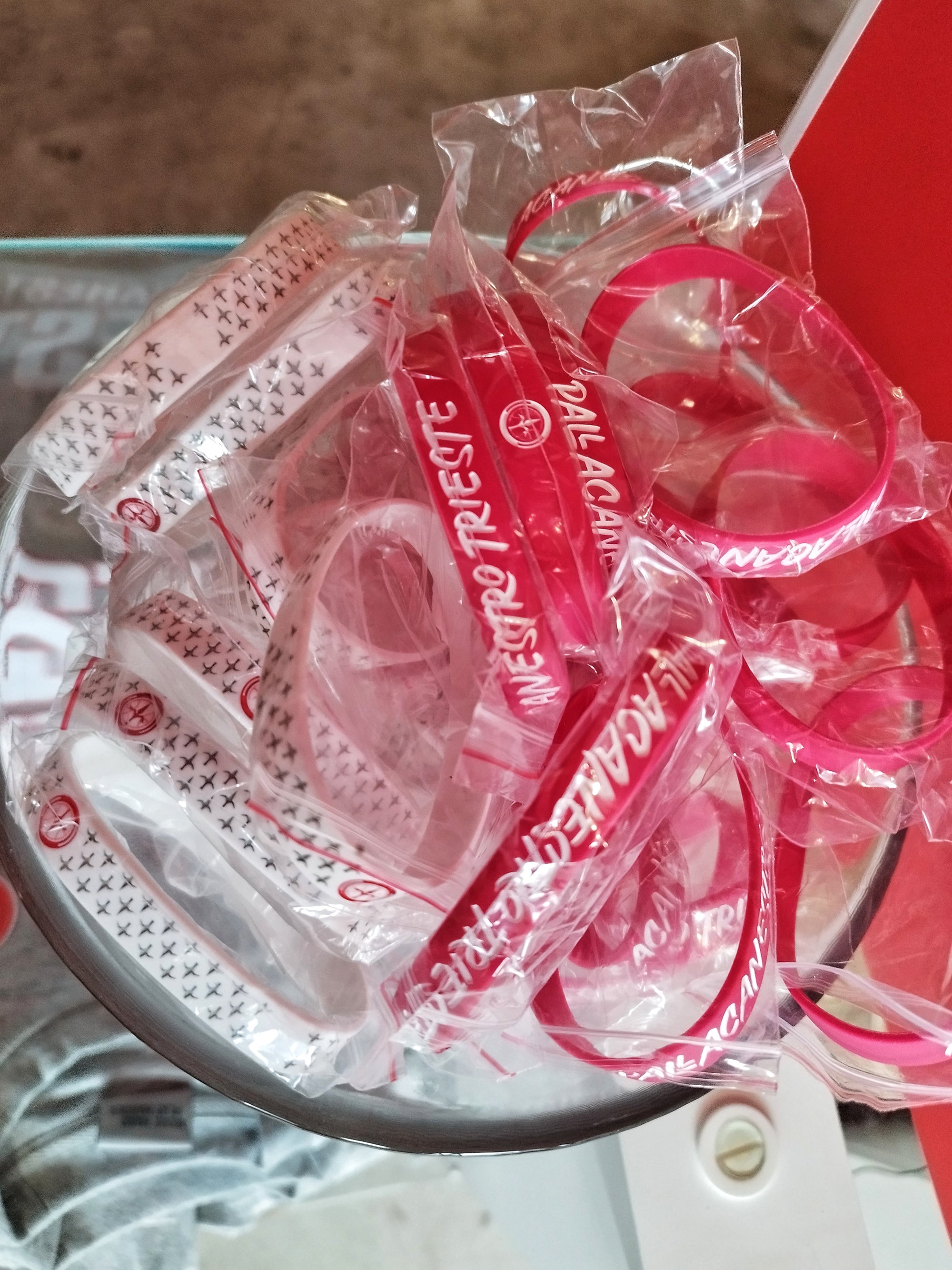 BRACCIALETTI IN SILICONE