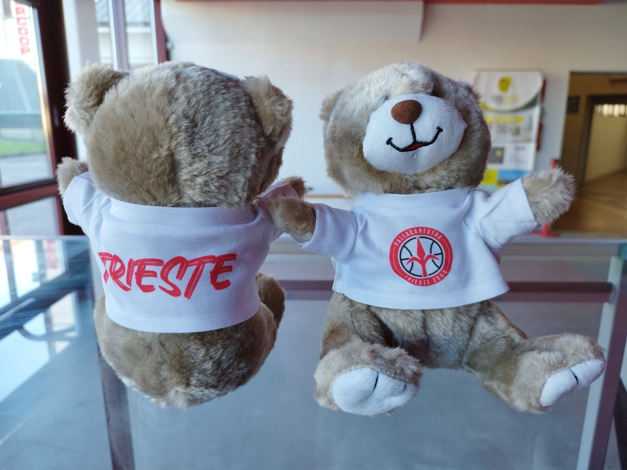 PELUCHE